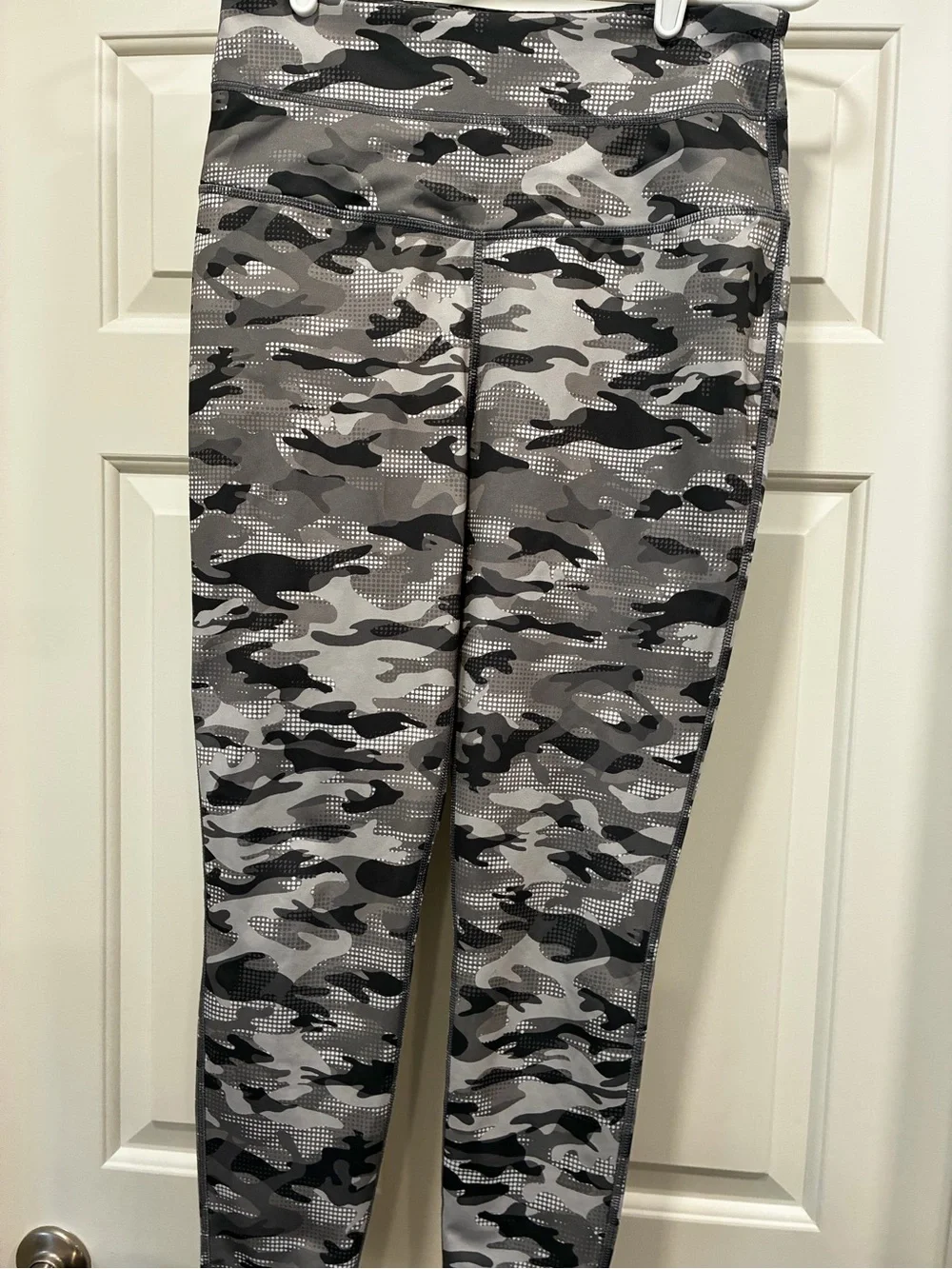 Gray Camo Active Leggings with Wide Waistband